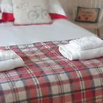 Nyaraló Granny Dens